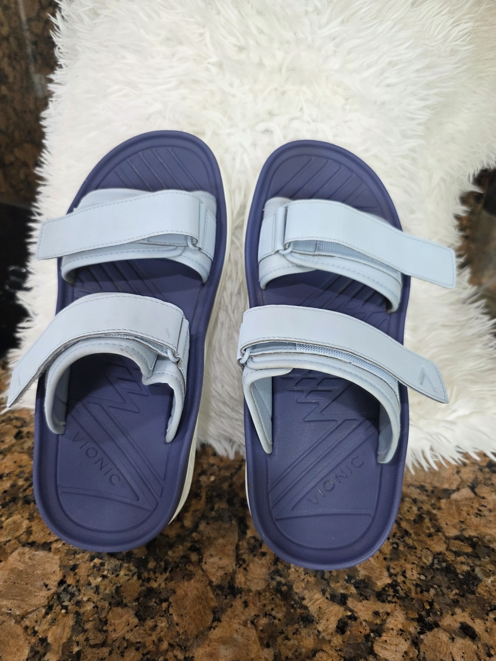 Vionic  Women Blue Adjustable Strap Sandals